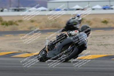 media/Jan-14-2023-SoCal Trackdays (Sat) [[497694156f]]/Turn 4 Set 2 (1030am)/